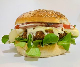 Chicken Burger Deluxe
