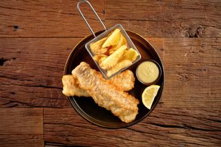 DOUBLE FISH & CHIPS