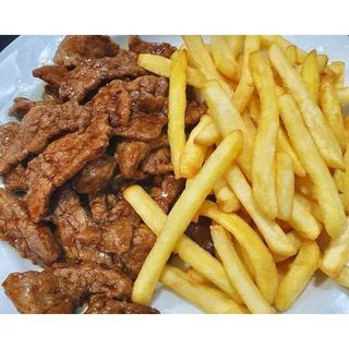 Bifinho de vaca com batata frita