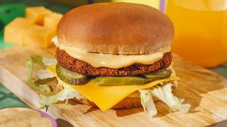 ჩიზბურგერი სპეც სოუსით