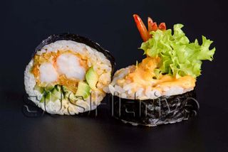 Futomaki  z krewetką w tempurze  6szt