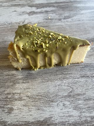 Porción De Queso Con Pistacho