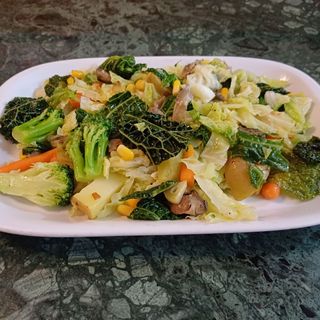 Legumes Salteados com Fetuccine