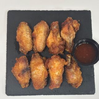 Alitas fritas caseras 8 unidades 