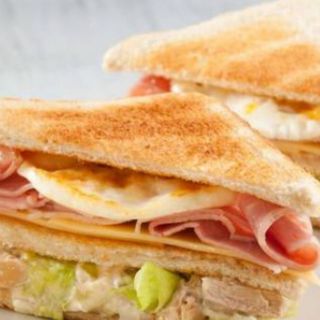 Sandwich de pollo 