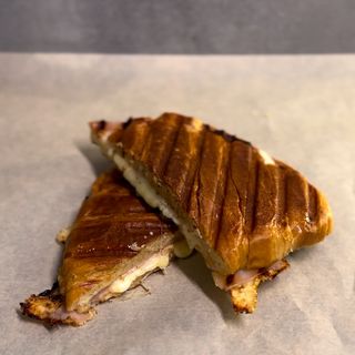 Croissant Mixto