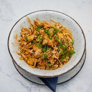 Pad thai chicken