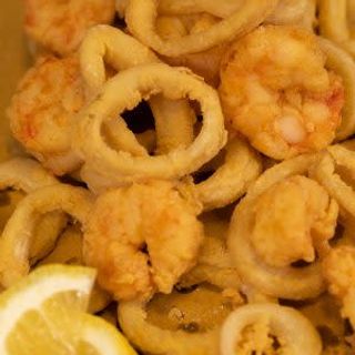 A9 Calamari e gamberi fritti