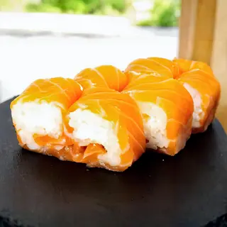 Rollo Fresco Con Queso (8 pzs.)