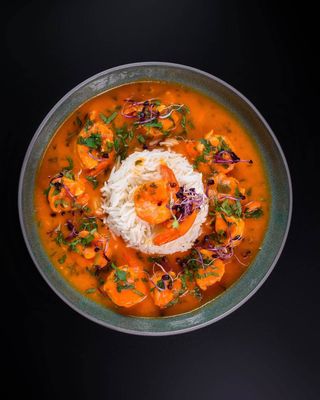 Creveti trasi la tigaie