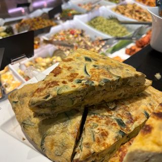 Truita de carbassó i espàrrecs