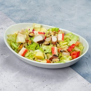 Salata morski plodovi