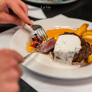 Biftek u gorgonzola sosu 500g