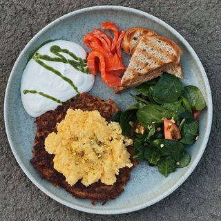 Сніданок з бататодеруном