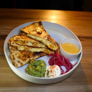 Quesadilla Pollo Chipotle