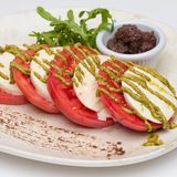 Капрезе 400 г