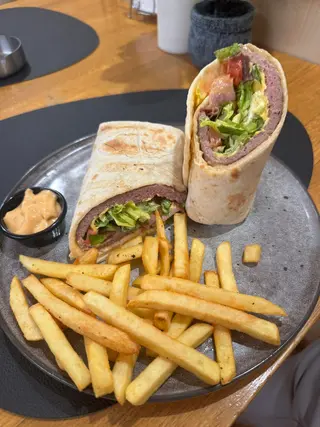 Burger tortilja & Coca Cola