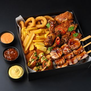 Чікен бокс (1500/30/30/30г)