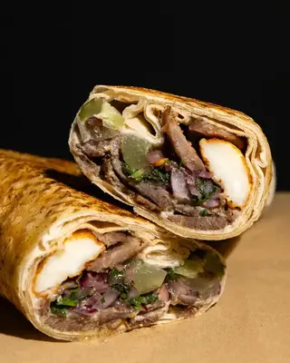 SHAWARMA WRAP HALLOUMI WOŁOWINA