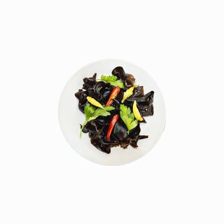 Salada de Cogumelo Preto