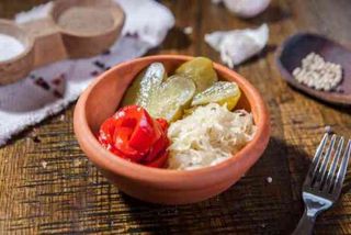 SALATA  ASORTATA DE MURATURI