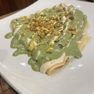 crepe pistache
