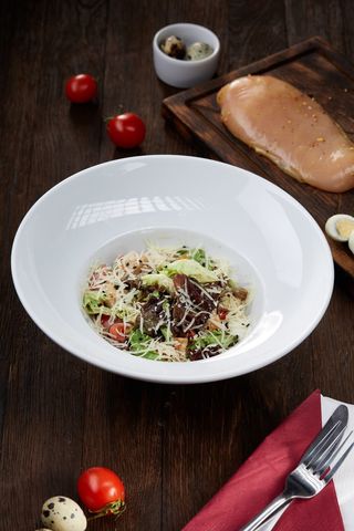 Салат Цезар з курячим філе (260г)