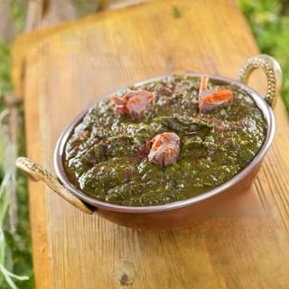 Сааг Гошт (400г)