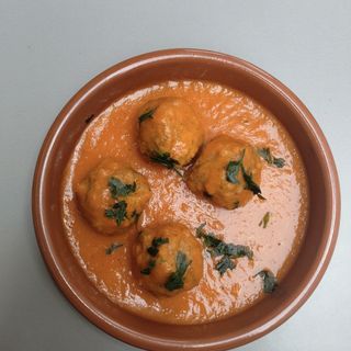 Albondigas con salsa de tomate