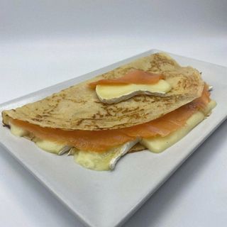 Crêpe Salado De Jamón Serrano y queso Brie