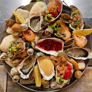 Холодне плато морепродуктів 