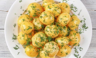 Cartofi cu marar si usturoi