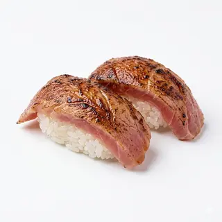 Nigiri De Atún Flambeado