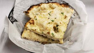 Garlic Cheese Naan