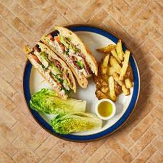 Chicken Sandwich & Chips