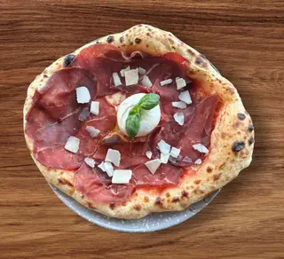 Pizza Bresaola e Buratta