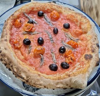 Pizza Napoli (30 Cm.)
