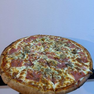 Pizza La Patrona (Mediana)