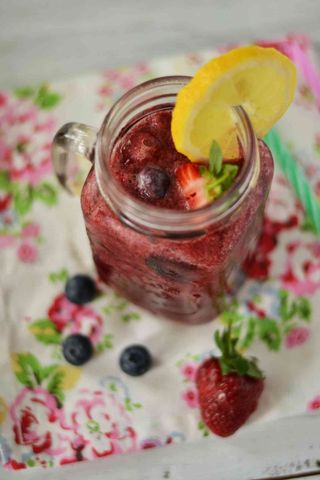 Limonada cu fructe de padure 200ml