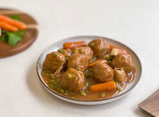 Albóndigas con sepia (1 ración)