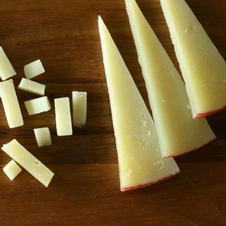 Tapa De Queso Manchego