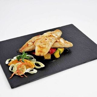 File de biban cu dressing din unt aromatizat și migdale coapte Q