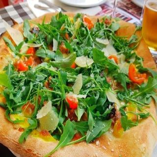 Pizza romana (33 cm.)