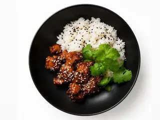 Курка в кисло-солодкому соусі з рисом (270g)