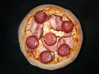 Pizza "Mięsna" 32 cm (na gorąco)