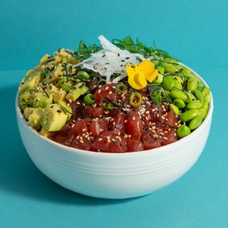 Poke atún