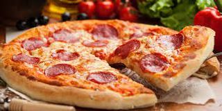 PIZZA FAMILIAR SALAMI + refresco 1.5 litros 