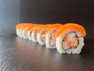 Osaka ljuta rolnica sa lososom 300 gr