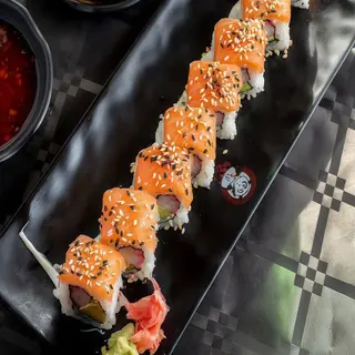 Salmon Roll (8 Pzs.)
