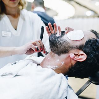 Corte Esencia L&T + Afeitado Classic Relax